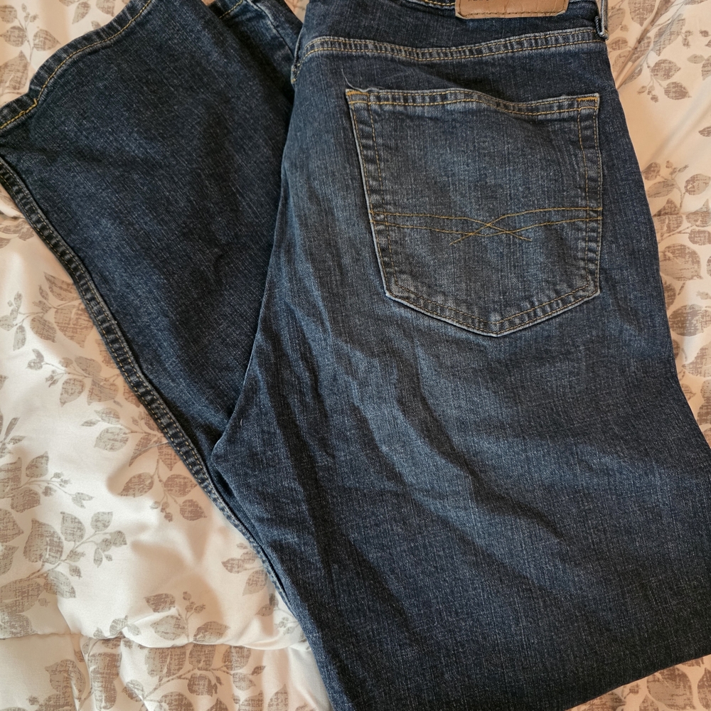 Signature by Levi Strauss Men's Relaxed Jeans - Dark Blue